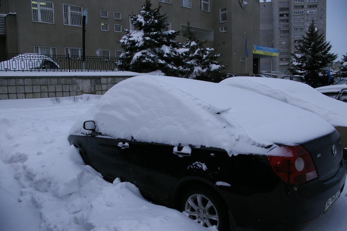 Снігопад у Дніпроджержинську